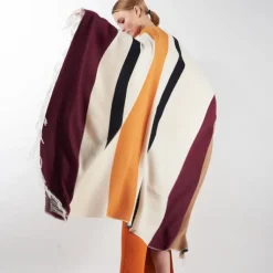 Cape »Alvar« aus Alpaka-Wolle