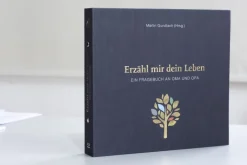 Erinnerungsbuch: Erzähl mir dein Leben - Leinenausgabe