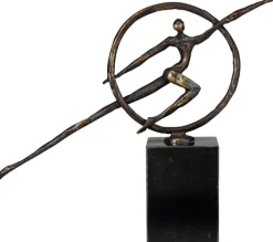 Gerard: Skulptur »Nach vorne blicken«