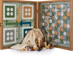 4-in-1 Retro Kombi-Spiel-Set aus Walnuss-Holz