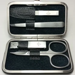 Maniküre-Set im Lederetui