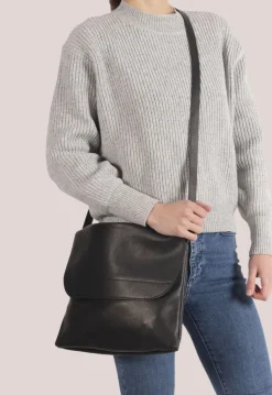 »ZEIT Messengerbag« aus Leder