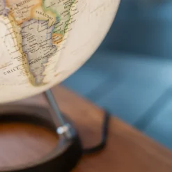 ZEIT-Sonderedition »Globus National Geographic«